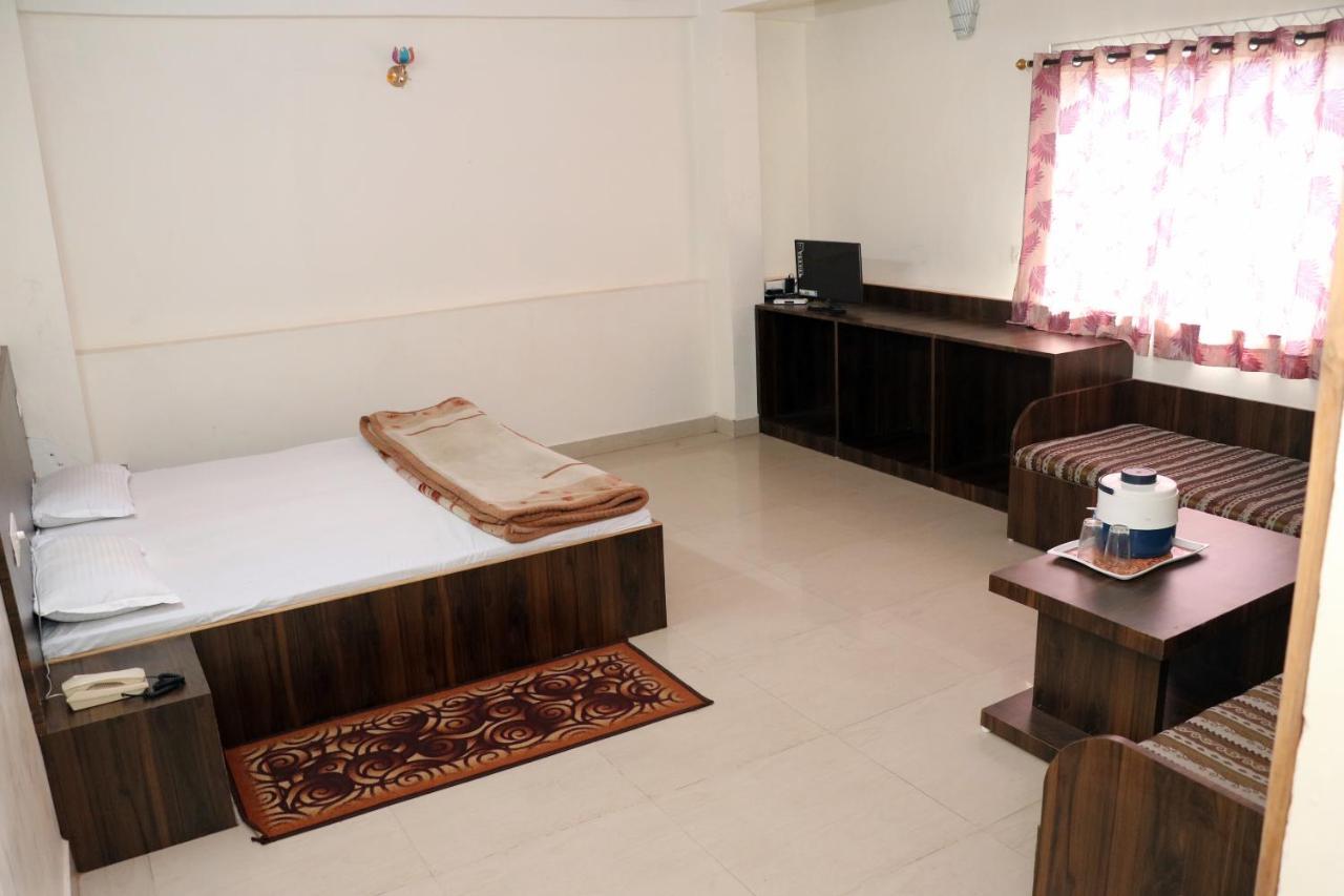 Jain Residency Hotel Pachmarhi Bagian luar foto